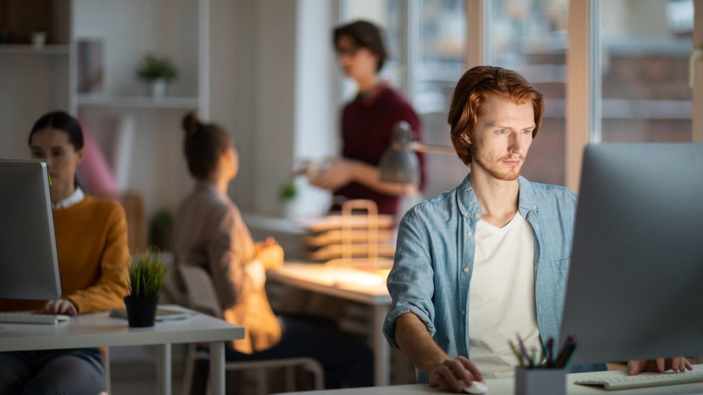 What to include on your freelance translator website